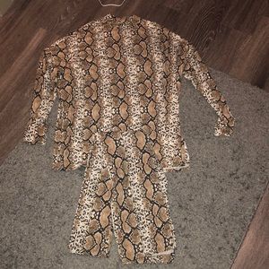 Fashion Nova matching leggings set size XL